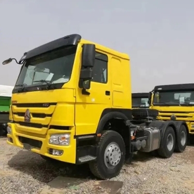 空気懸垂 運転席 シノトラック HOWO A7 トラクター トラック 6X4 371HP GCC 認定タイヤ