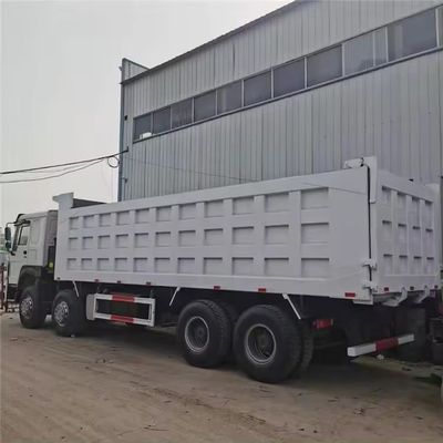 アルジェリア用 6X4 18cbm 30tons トップパーダンプトラック トューブレスタイヤ設計 ≤5席