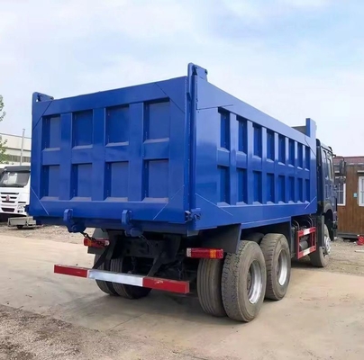 60トンのシャックマンダンプトラック 8X2駆動ホイールで採掘に使用 DOT認証