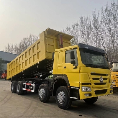 60トンのシャックマンダンプトラック 8X2駆動ホイールで採掘に使用 DOT認証
