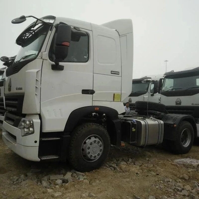 トューブレスタイヤデザイン HOWO シノトラック 6*4プライムムーバー 336HP 371HP 420HP トラクタートラック