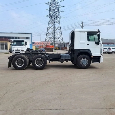 GCC認証の強力なHOWOトレーラートラック FAW Tian V トラクターヘッドを開け