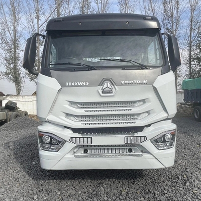 Sinotruk HOWO トラクター トラックとECE認証のカスタマイズ可能