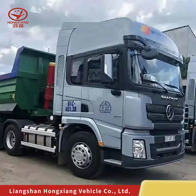Sinotruk HOWO トレーラーヘッド トラクター トラック エンジン容量&gt;8L 耐久設計