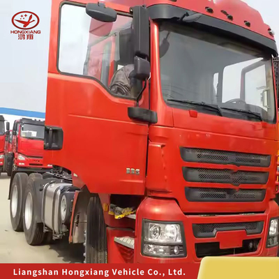 Sinotruk HOWO トレーラーヘッド トラクター トラック エンジン容量&gt;8L 耐久設計