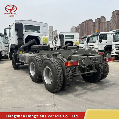 Sinotruk HOWO トラクター 運転席とエアサスペンションの良い状態のダンプトラック