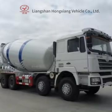 8.2tons 12.00r22.5タイヤの小型セメントミキサートラックF3000