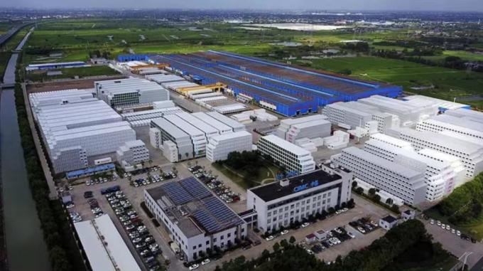 Kazakhstan′s Best-Selling 3 4-Axis Lowbed Semi Trailer Shengrun Brand