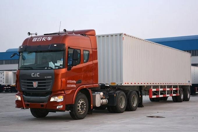 China′s Hot 3-4 Box Semi-Trailer Express Transport Trailer